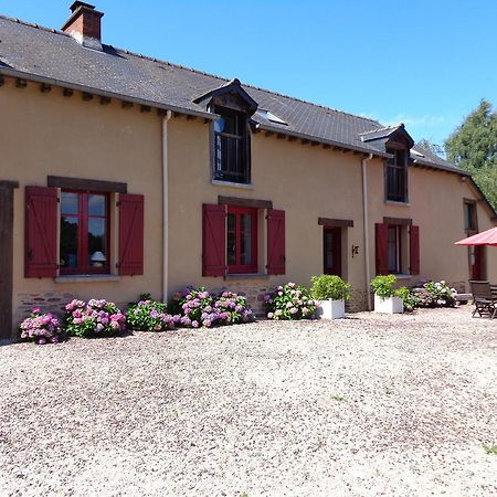 Chambres D'Hotes Domaine Du Bois-Basset Сент-Онан-ла-Шапель Экстерьер фото