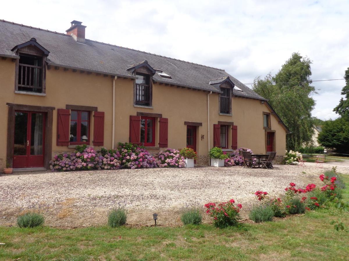 Chambres D'Hotes Domaine Du Bois-Basset Сент-Онан-ла-Шапель Экстерьер фото